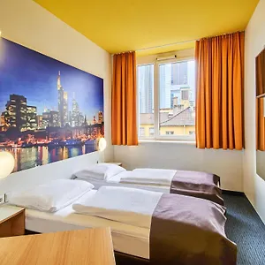 Frankfurt Hauptbahnhof Hotel